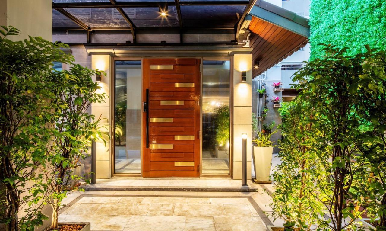 Penyos Service Apartment Bangkok Exterior foto